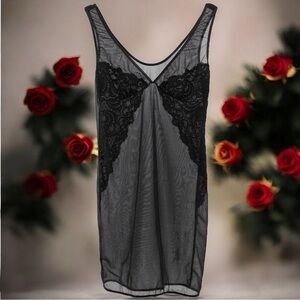Natori‎ Black Lace Goth Fairy Sheer Chemise Special Occasion Size S